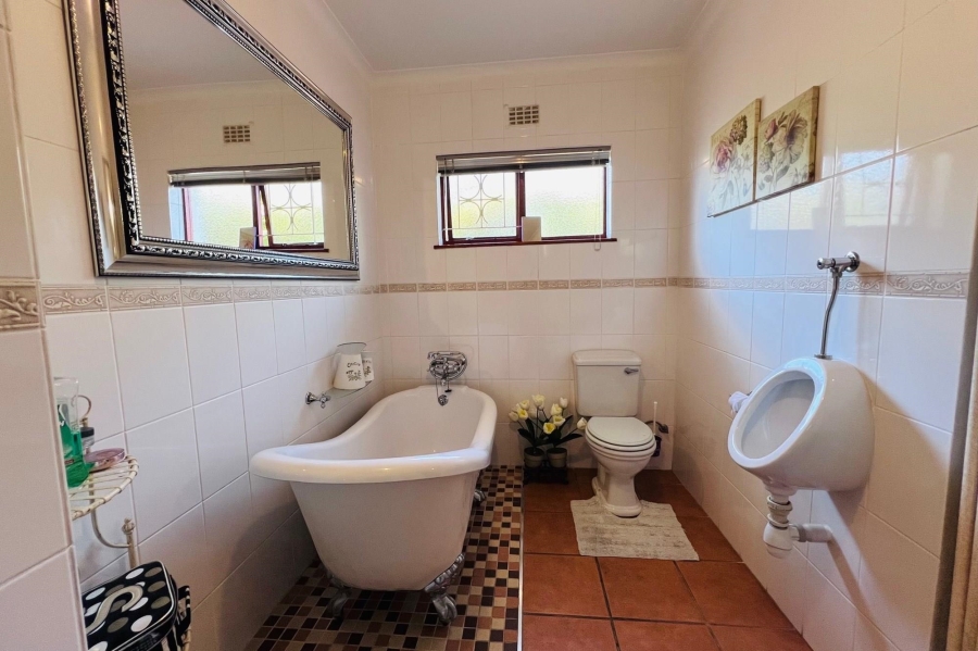 3 Bedroom Property for Sale in De Tijger Western Cape